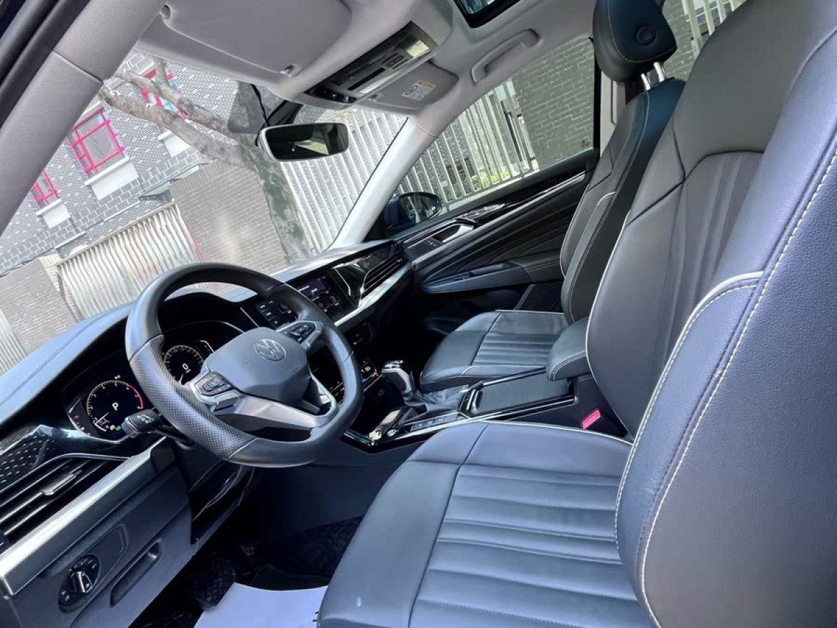 大眾 帕薩特  2022款 330TSI 星空精英版圖片