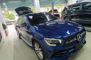 奔驰GLC 奔驰 改款 GLC 260 4MATIC 轿跑SUV