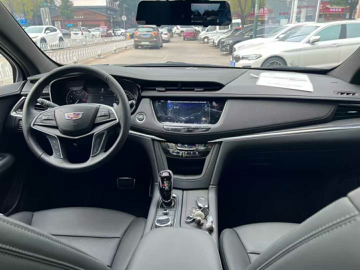 凱迪拉克 XT5  2024款 2.0T 兩驅(qū)風(fēng)尚型圖片