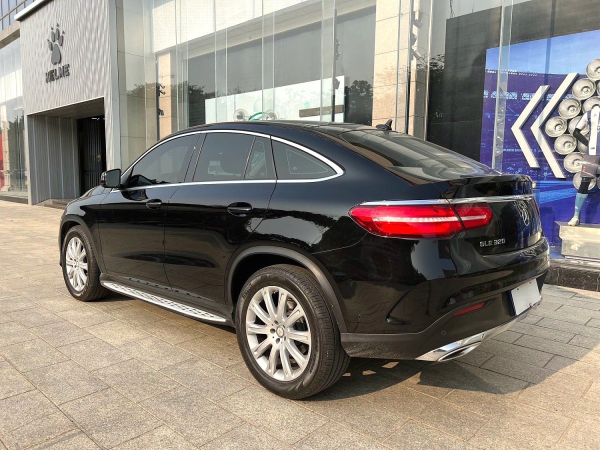 奔馳 奔馳GLE轎跑  2017款 GLE 320 4MATIC 轎跑SUV圖片