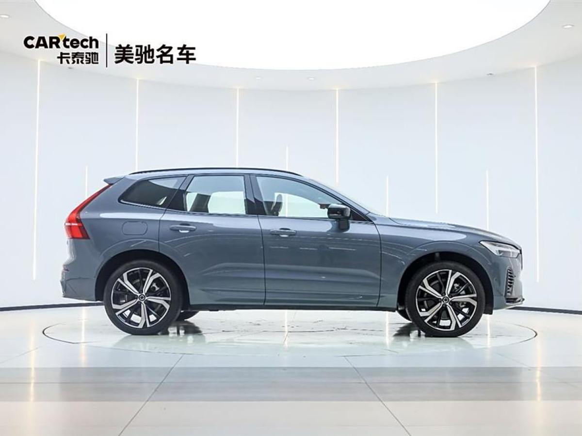 2023年2月沃爾沃 XC60新能源  2024款 T8 插電混動 長續(xù)航四驅(qū)智遠運動版