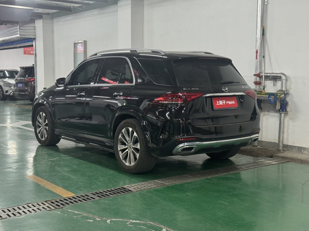 奔馳 奔馳GLE  2022款 改款 GLE 350 4MATIC 時(shí)尚型圖片