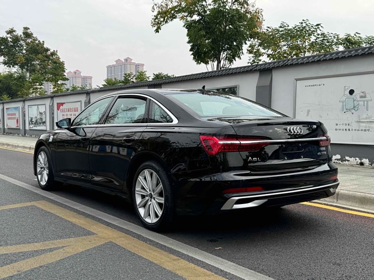 奧迪 奧迪A6L  2024款 45 TFSI quattro 臻選動感型圖片