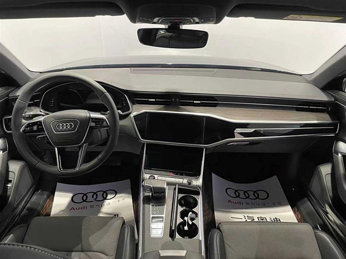 奧迪 奧迪A6L  2024款 45 TFSI 臻選動感型圖片