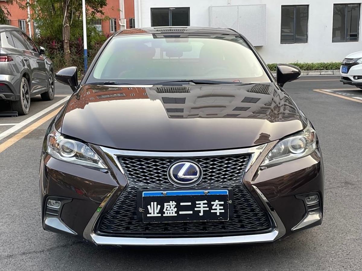 雷克薩斯 CT  2012款 CT200h 領(lǐng)先版圖片