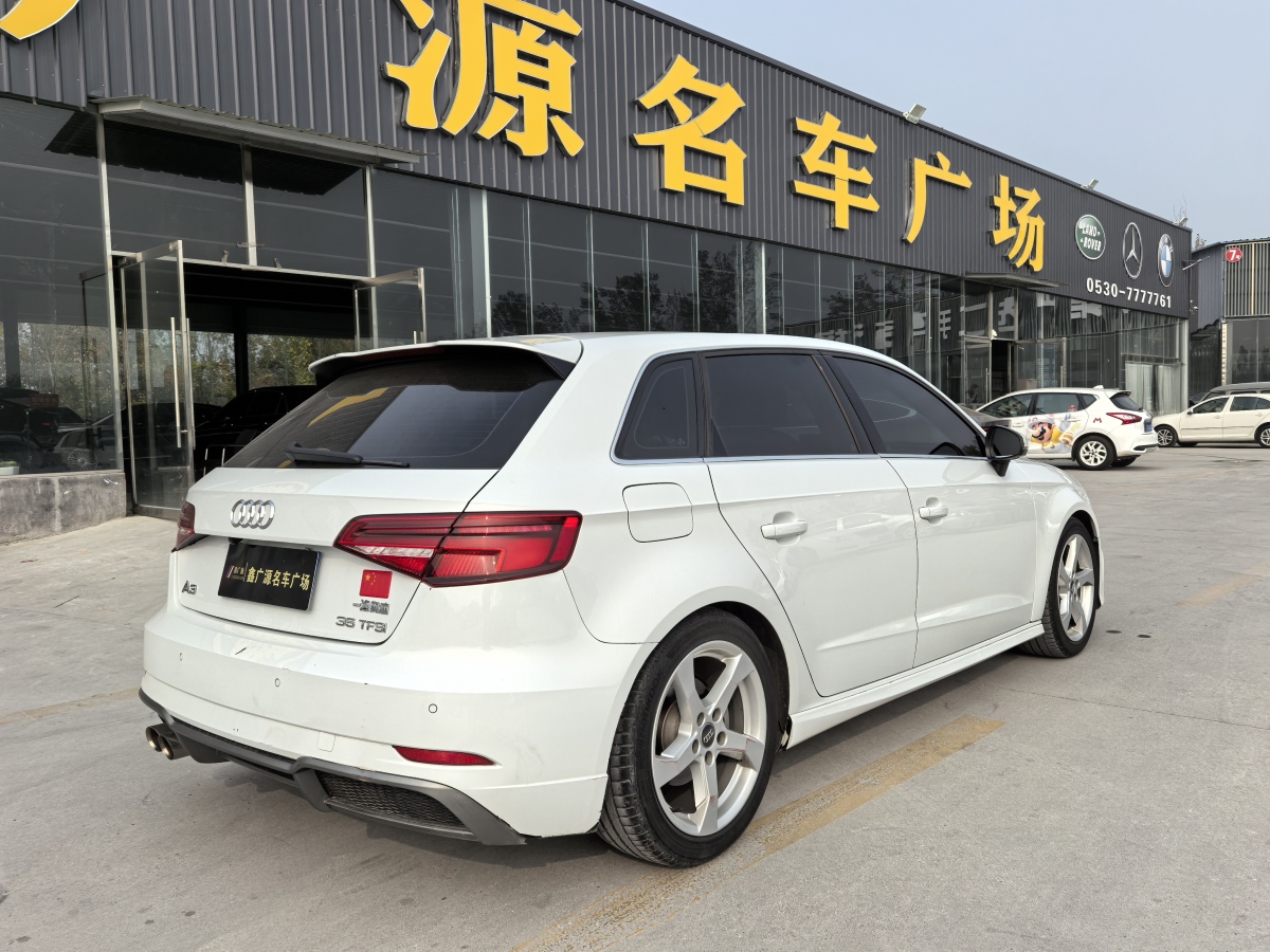 奧迪 奧迪A3  2018款 30周年年型 Sportback 35 TFSI 風(fēng)尚型圖片