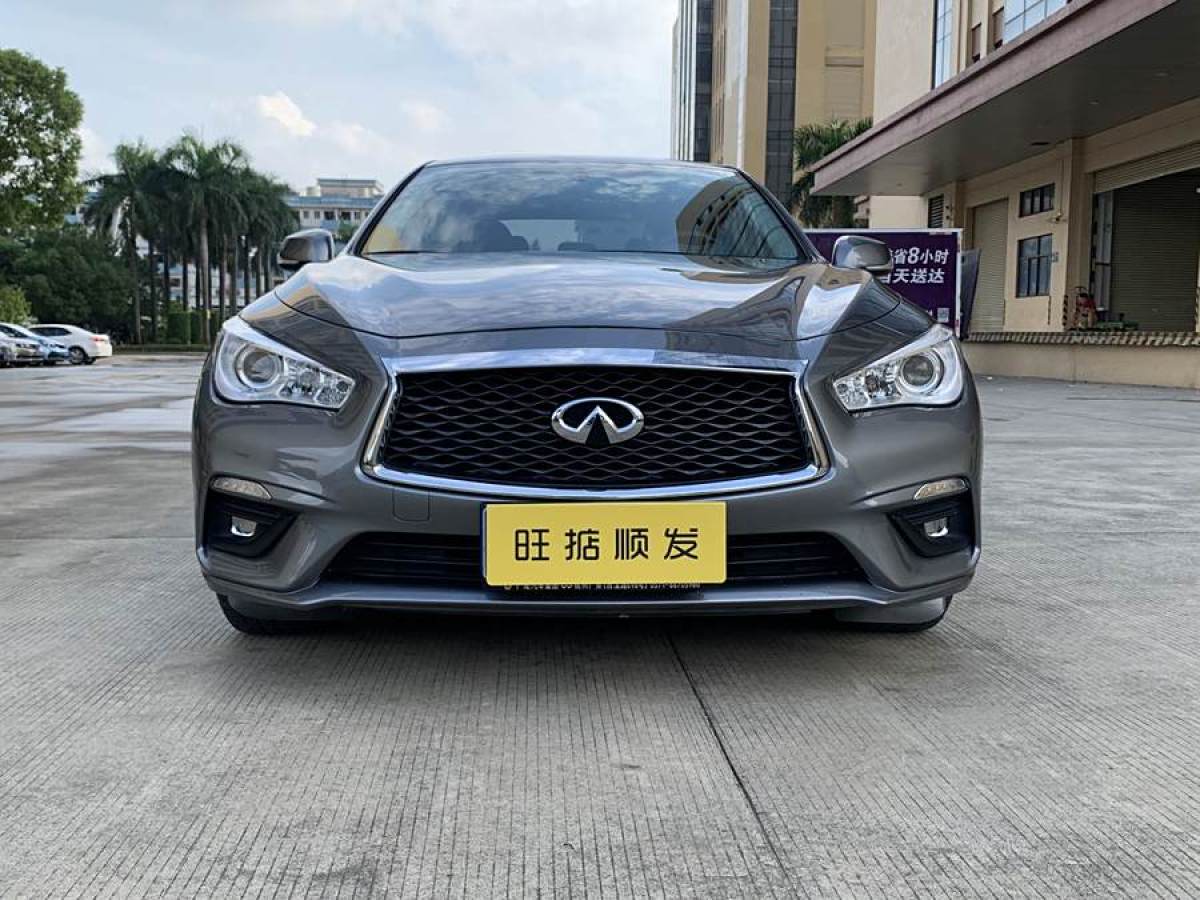 英菲尼迪 Q50L  2021款 2.0T 舒適版圖片