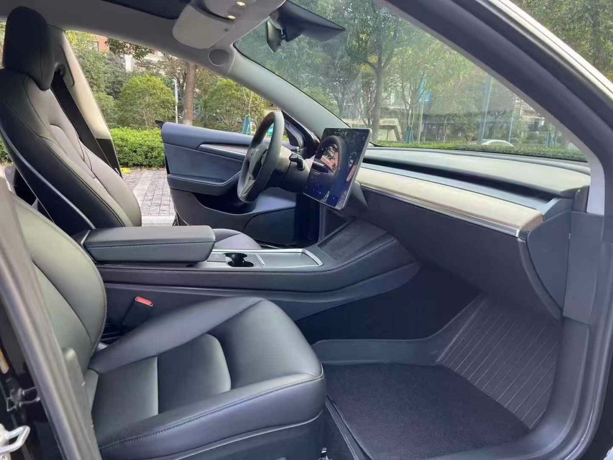 特斯拉 Model S  2021款 Plaid Plus 版圖片