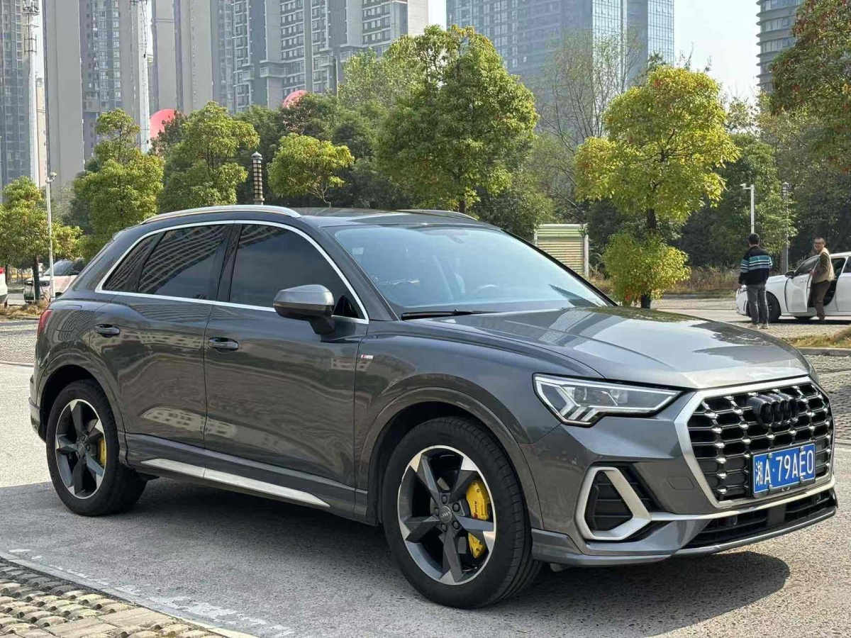 奧迪 奧迪Q3  2023款 40 TFSI 時尚動感型圖片