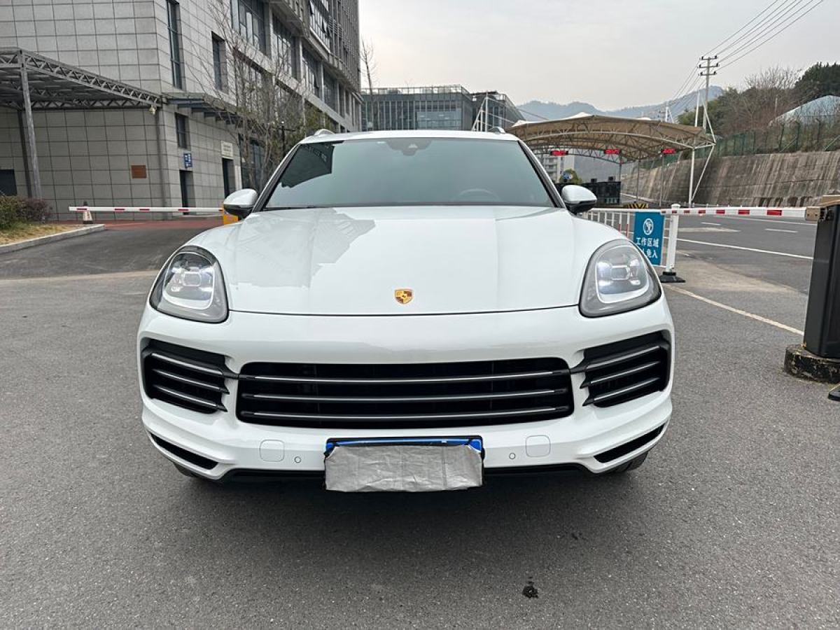 2022年8月保時(shí)捷 Cayenne  2022款 Cayenne 3.0T 鉑金版