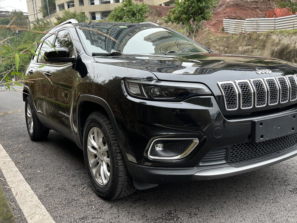 Jeep 自由光  2019款 2.0T 四驅(qū)專享版 國VI圖片