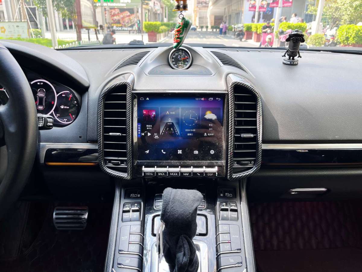 保時(shí)捷 Cayenne  2014款 Cayenne Platinum Edition 3.0T圖片