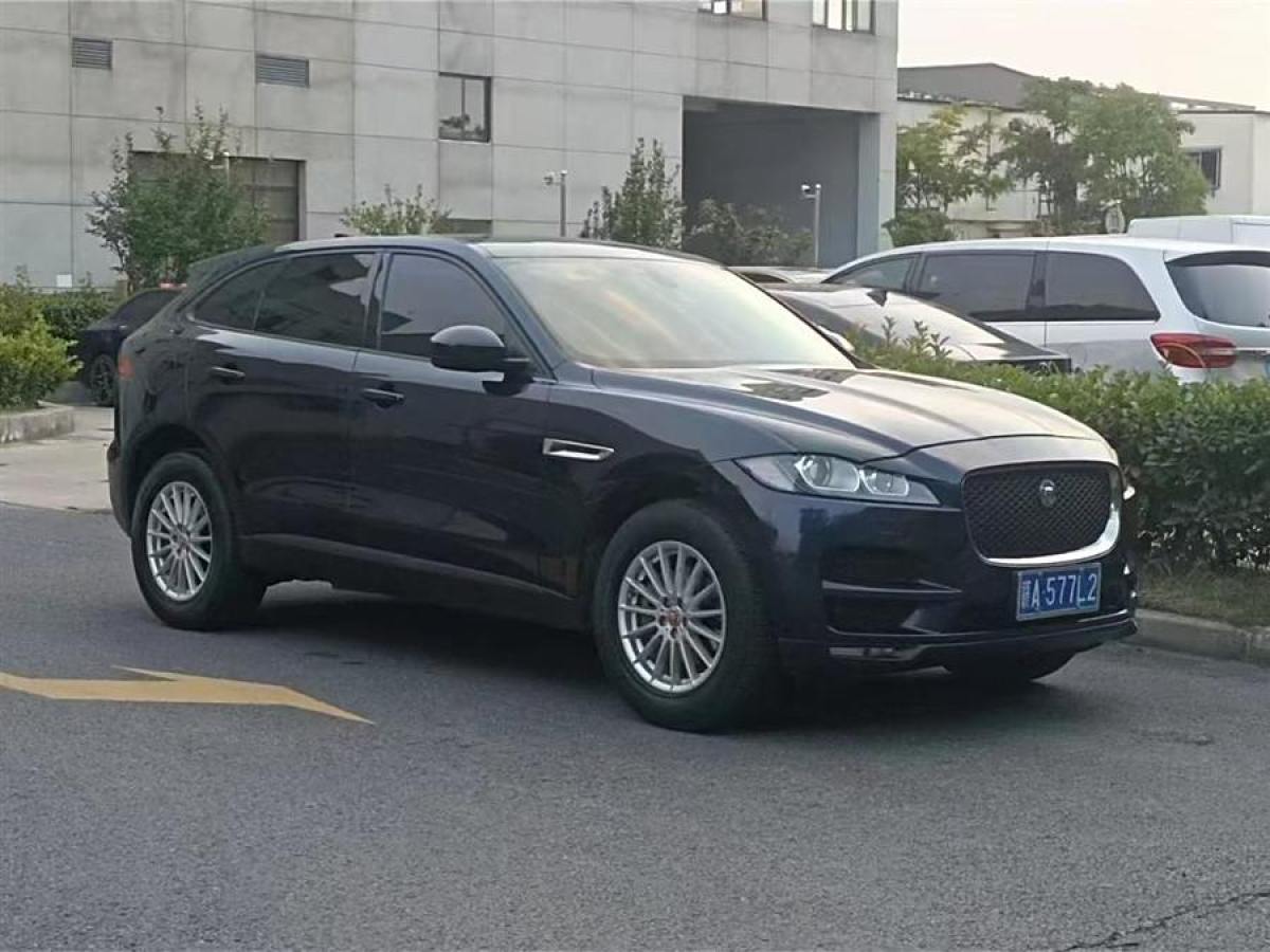 捷豹 F-PACE  2016款 2.0T 兩驅(qū)都市尊享版圖片