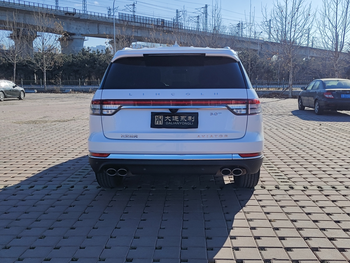 林肯 飛行家  2021款 3.0T V6 四驅(qū)尊享版圖片