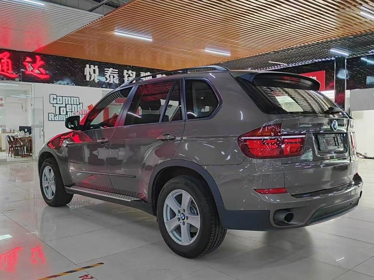 寶馬 寶馬X5  2013款 xDrive35i 領(lǐng)先型圖片