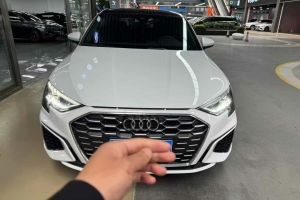 奧迪A3 奧迪 A3L Limousine 35 TFSI 時尚致雅型