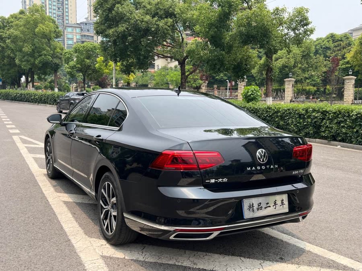 大眾 邁騰  2020款 330TSI DSG 領(lǐng)先型圖片