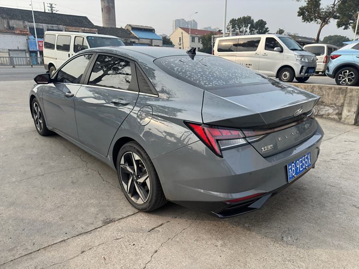 現(xiàn)代 伊蘭特  2021款 1.5L LUX尊貴版圖片