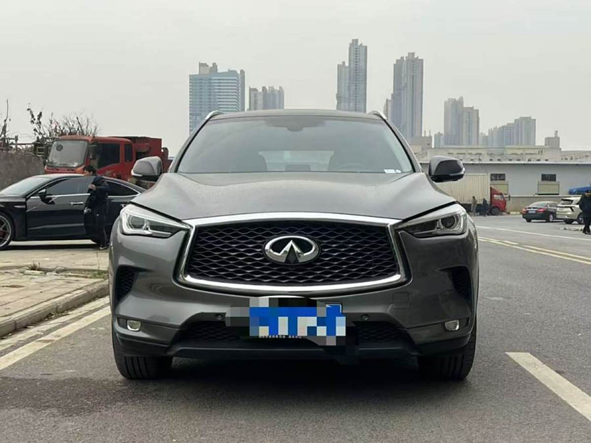 英菲尼迪 QX50  2018款 2.0T 四驅(qū)菁英版圖片