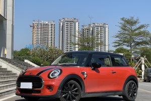 MINI MINI 1.5T COOPER 艺术家