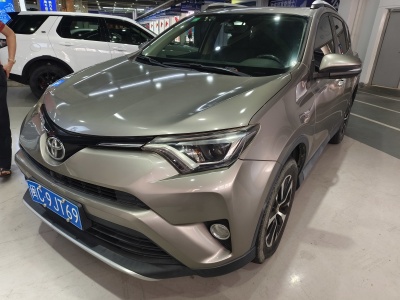 2017年11月 豐田 RAV4 榮放 2.0L CVT兩驅(qū)智尚版圖片