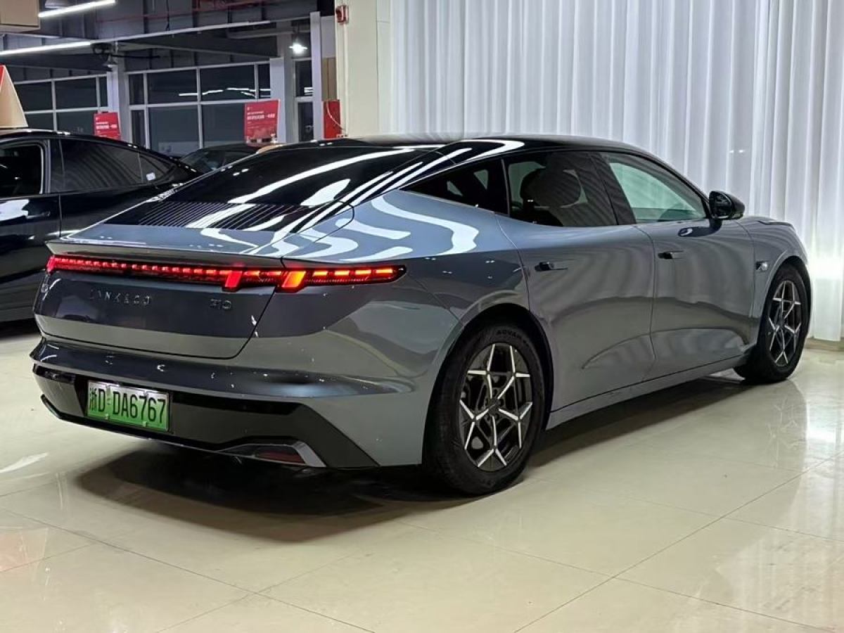 領(lǐng)克 領(lǐng)克Z10  2025款 95kWh 766km后驅(qū)Max圖片