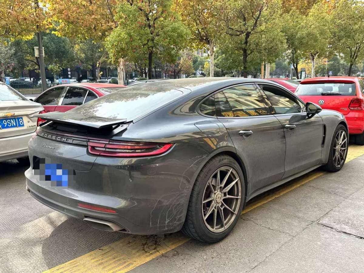 保時(shí)捷 Panamera  2019款 Panamera 十周年紀(jì)念版 2.9T圖片