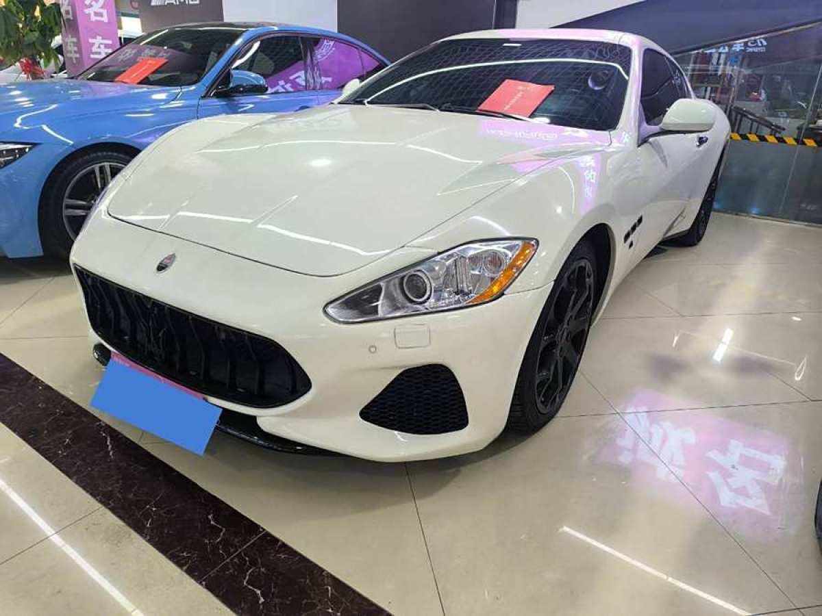 瑪莎拉蒂 GranTurismo  2007款 4.2L 標(biāo)準(zhǔn)版圖片