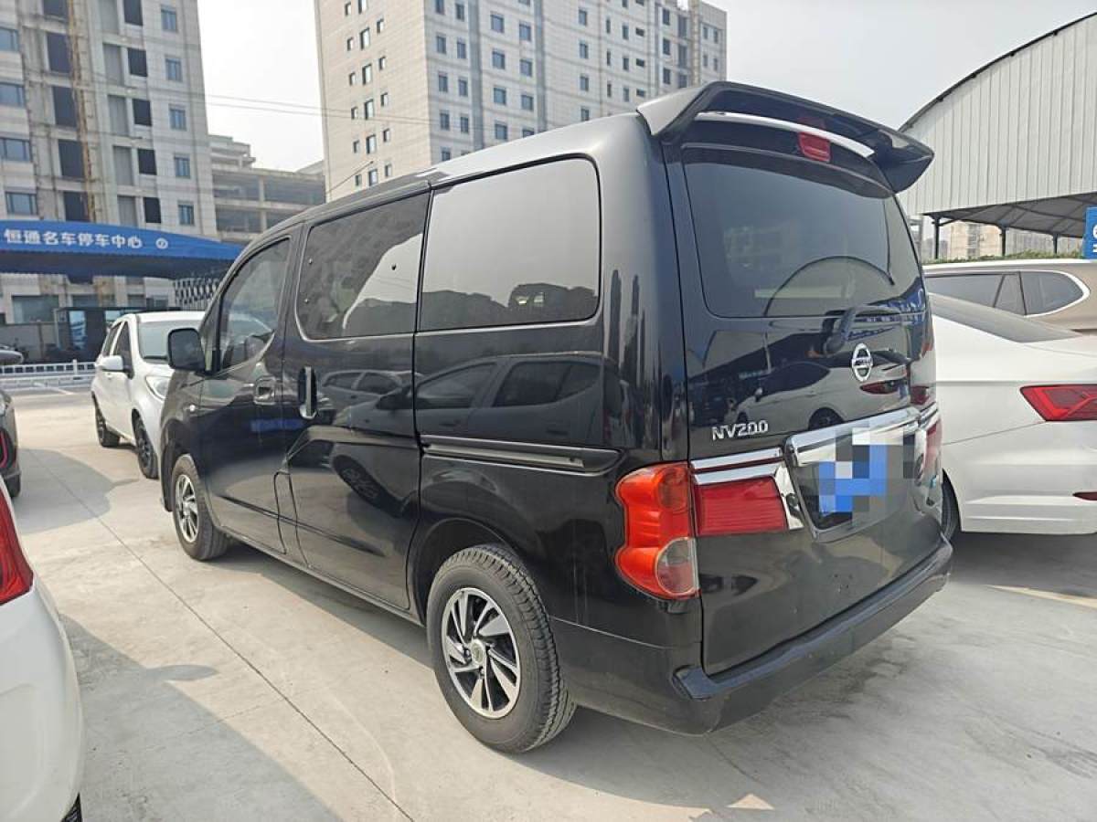 2016年7月日產(chǎn) NV200  2016款 改款 1.6L CVT豪華型