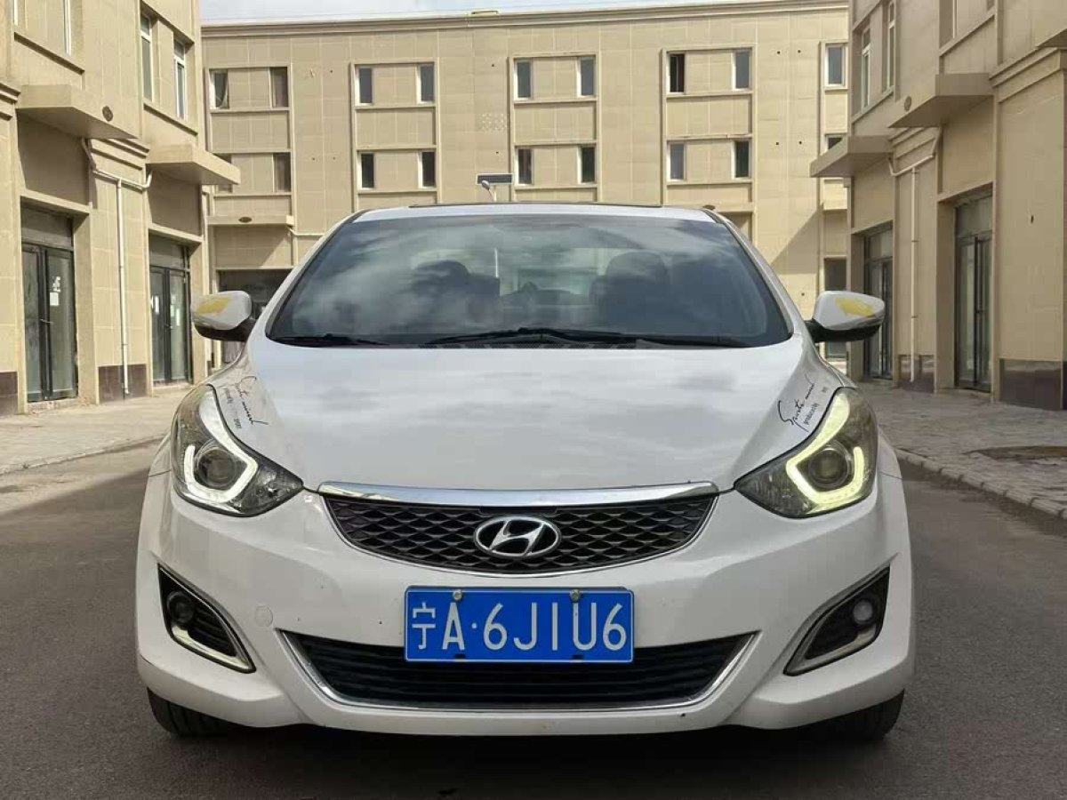 現(xiàn)代 朗動  2016款 1.6L 手動尊貴型圖片