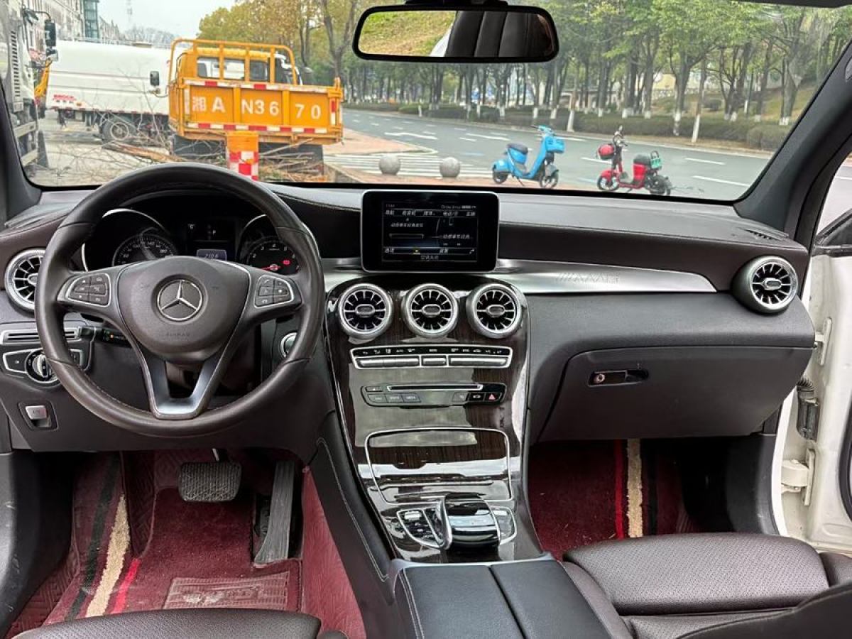 奔馳 奔馳GLC  2016款 GLC 260 4MATIC 動感型圖片