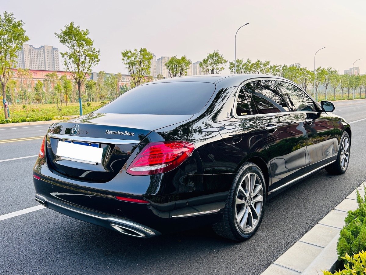 奔馳 奔馳E級  2020款 改款 E 260 L圖片