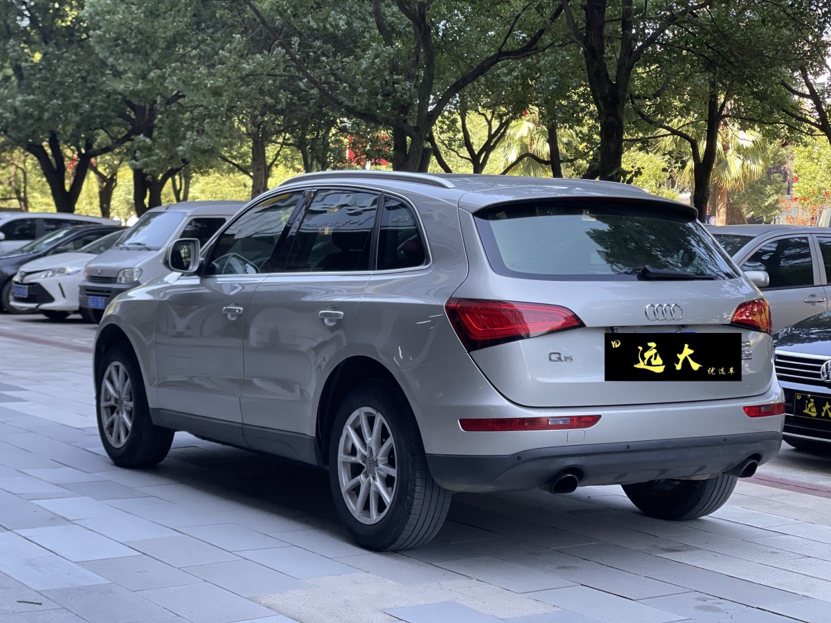 奧迪 奧迪Q5  2015款 40 TFSI 技術(shù)型圖片