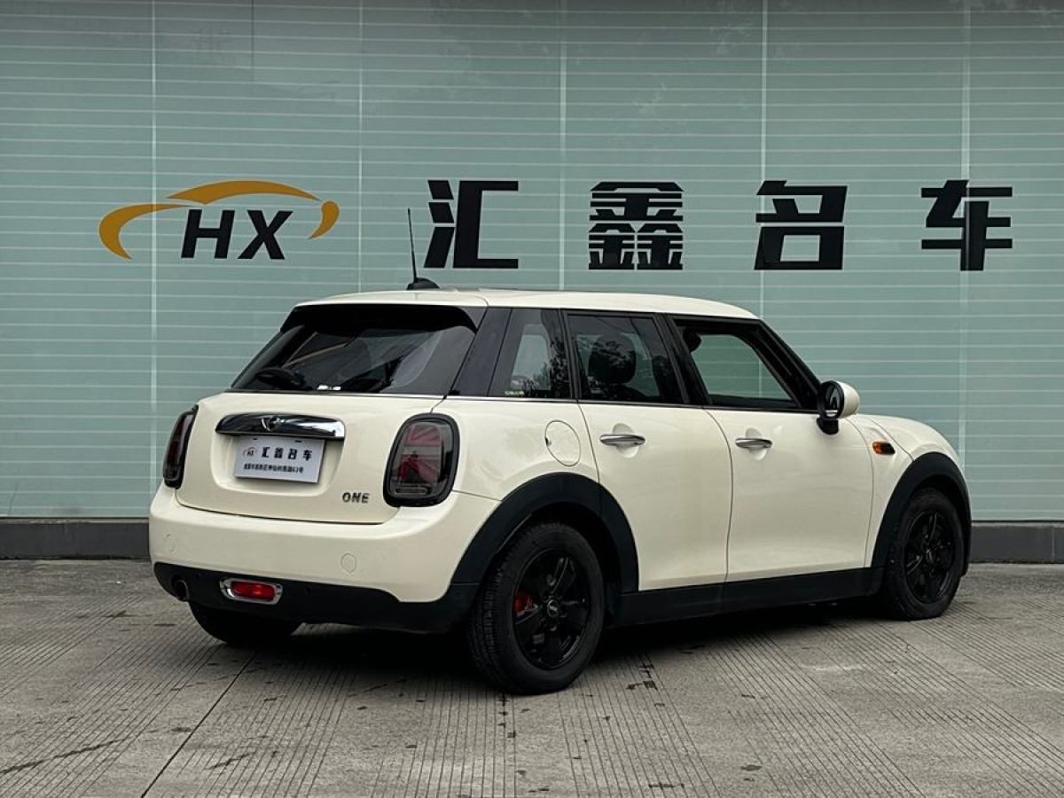 MINI MINI  2016款 1.2T ONE 五門版圖片