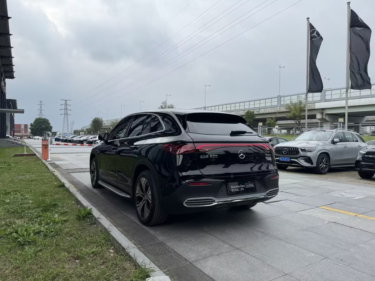 奔馳 奔馳EQE SUV  2024款 350 4MATIC 豪華版圖片