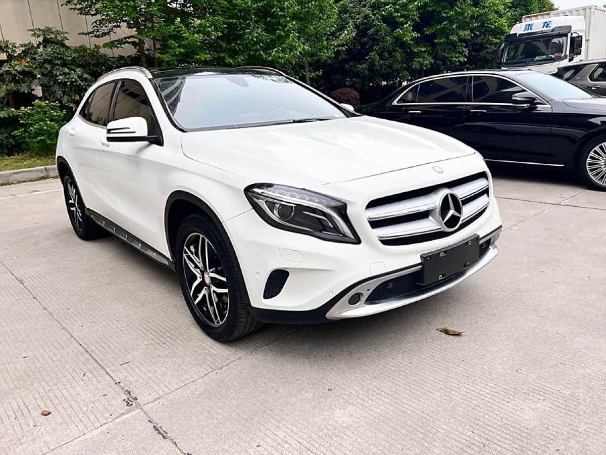 奔馳 奔馳GLA  2016款 GLA 220 4MATIC 時尚型圖片