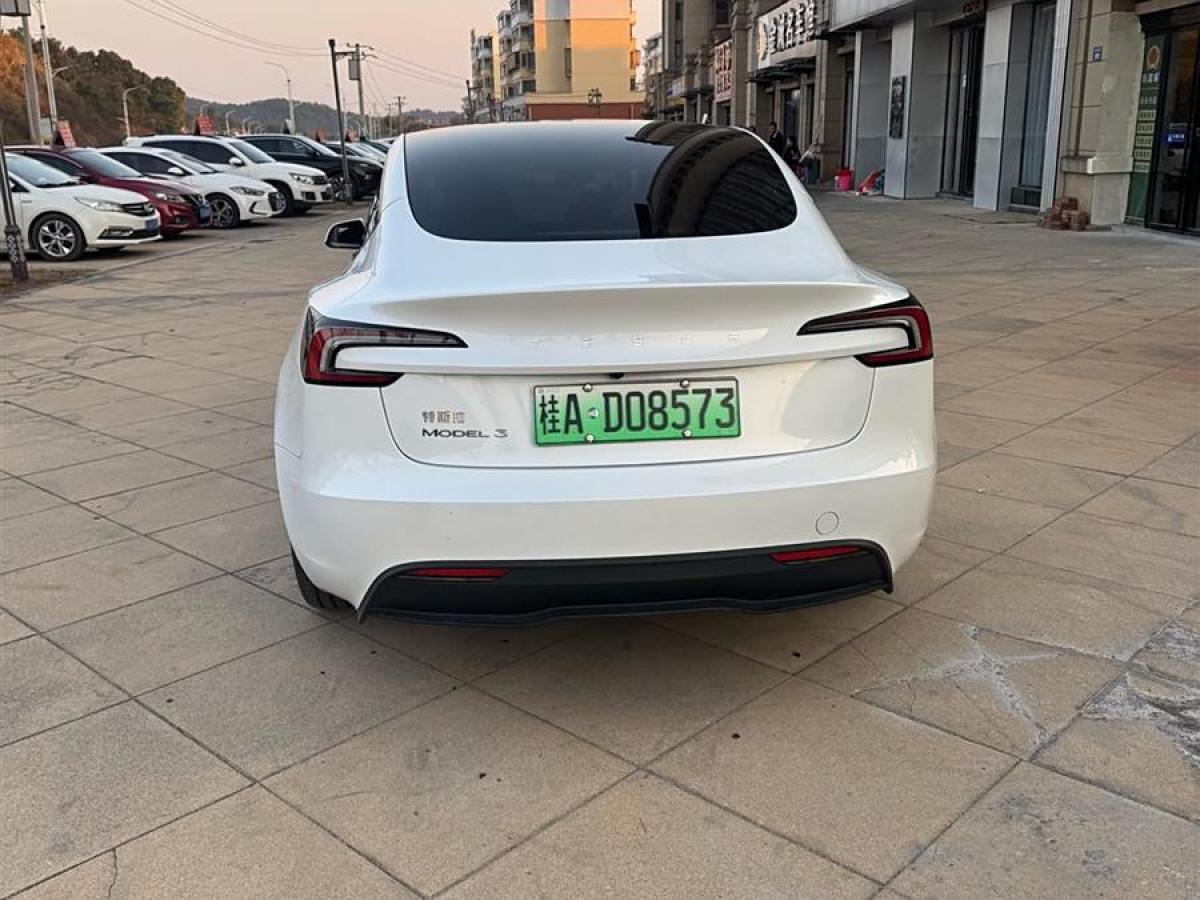 特斯拉 Model Y  2023款 后輪驅(qū)動(dòng)版圖片