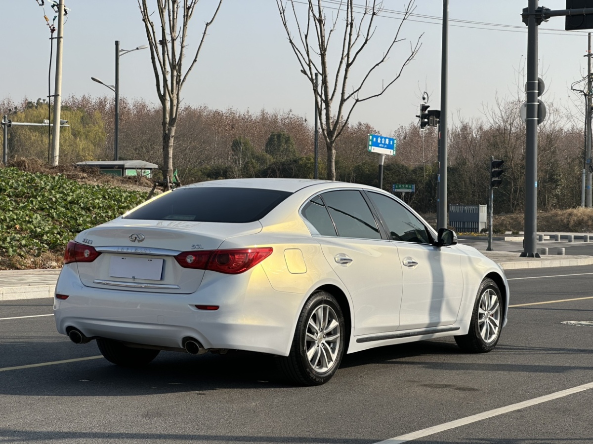 英菲尼迪 Q50L  2016款 2.0T 舒適版圖片