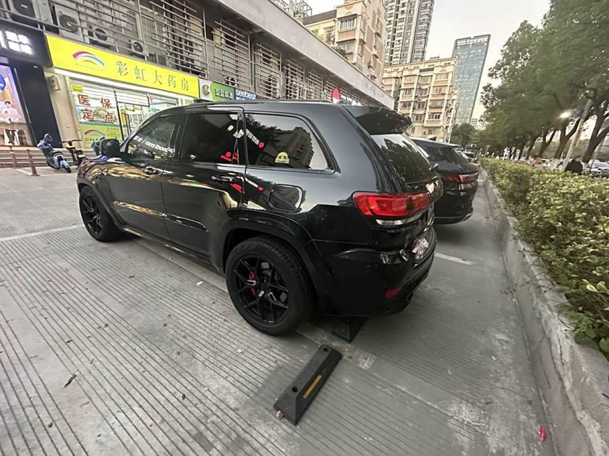 Jeep 大切諾基 SRT  2014款 6.4L SRT8圖片