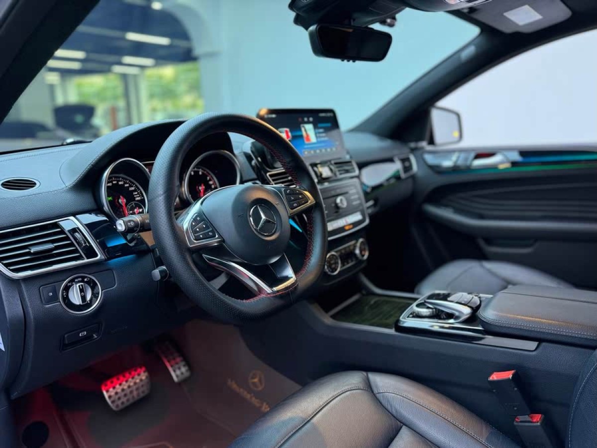 奔馳 奔馳GLE轎跑  2017款 GLE 450 AMG 4MATIC 轎跑SUV圖片