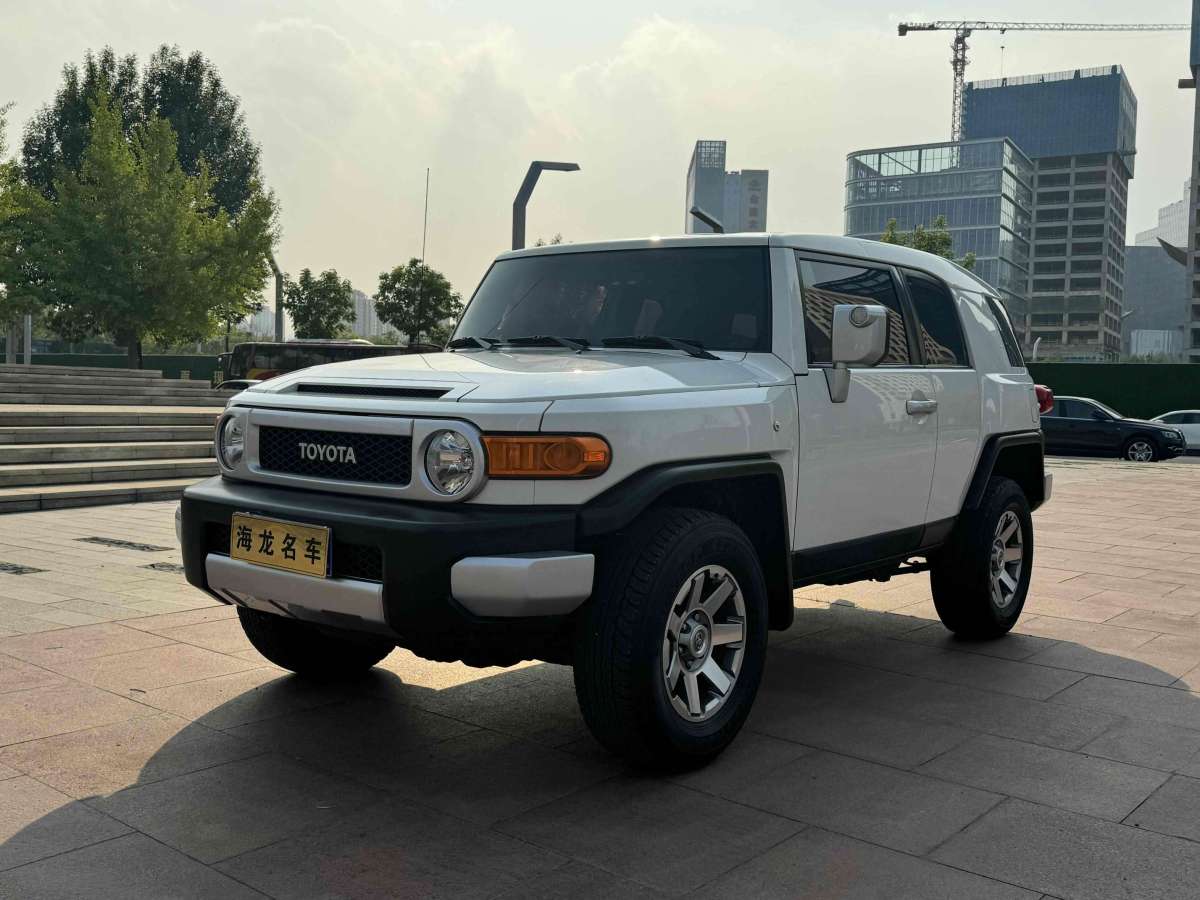 2018年04月丰田 FJ 酷路泽  2013款 4.0L