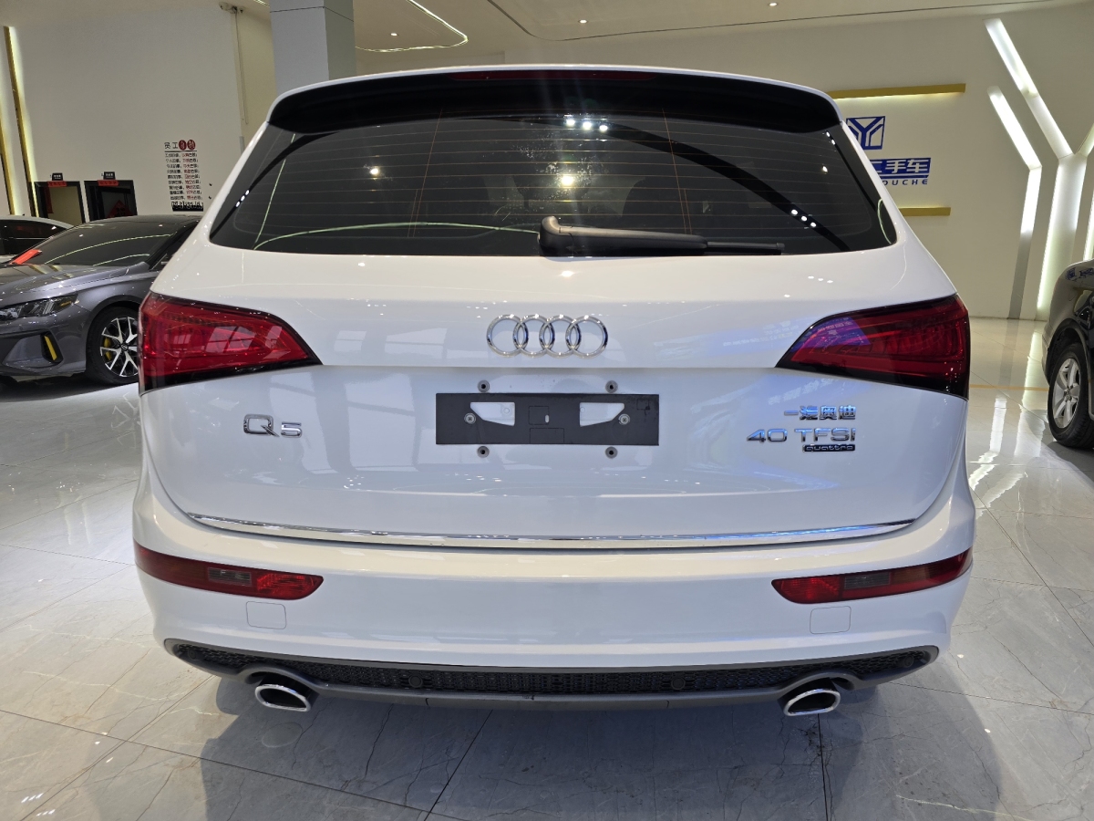 奧迪 奧迪Q5  2017款 Plus 40 TFSI 進(jìn)取型圖片