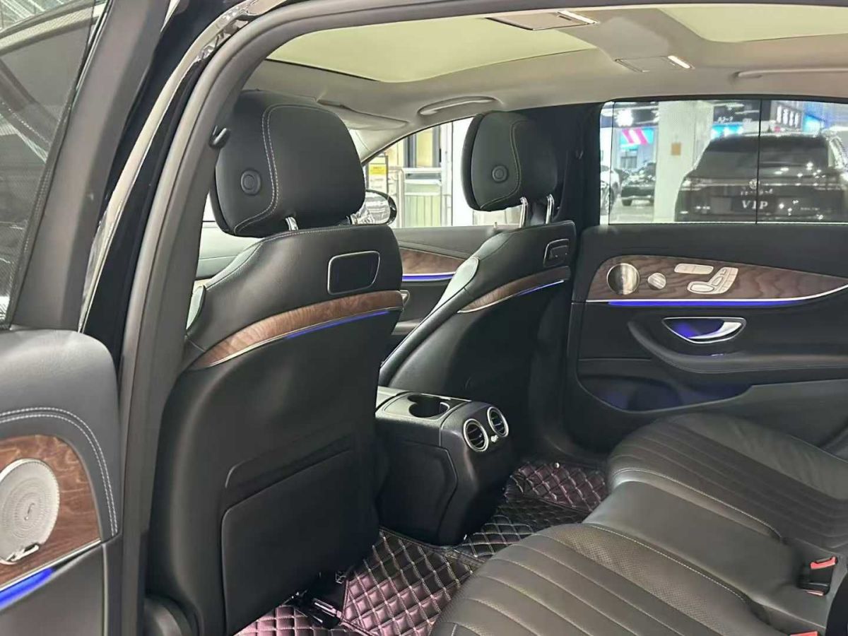 奔馳 奔馳E級(jí)  2020款 E 350 L 運(yùn)動(dòng)型 4MATIC圖片