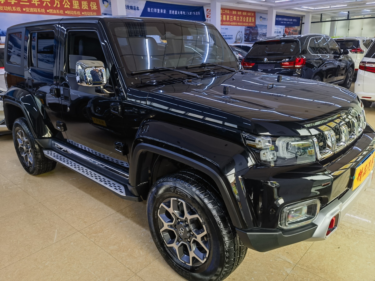 北京 BJ40  2019款  PLUS 2.3T 自動(dòng)四驅(qū)尊享版 國VI圖片