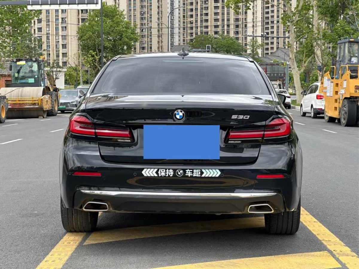寶馬 寶馬5系  2021款 改款 530Li 領(lǐng)先型 豪華套裝圖片