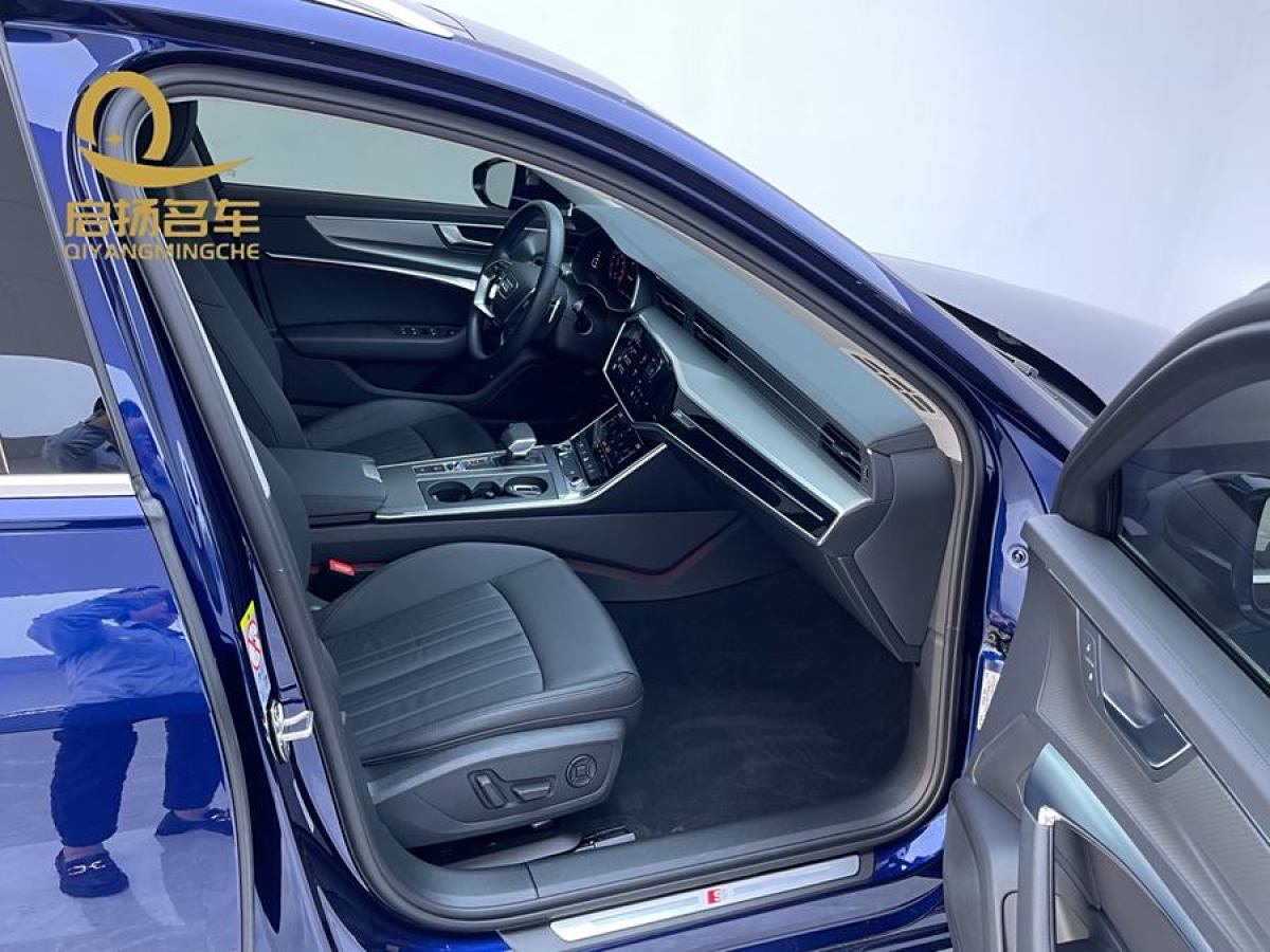 奧迪 奧迪A6  2021款 Avant 先鋒派 40 TFSI 豪華動(dòng)感型圖片