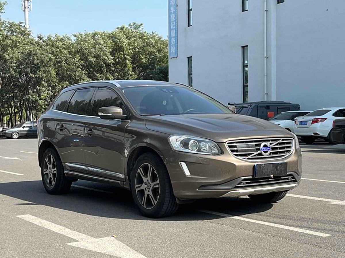 2015年6月沃爾沃 XC60  2015款 T5 AWD 智遠(yuǎn)版