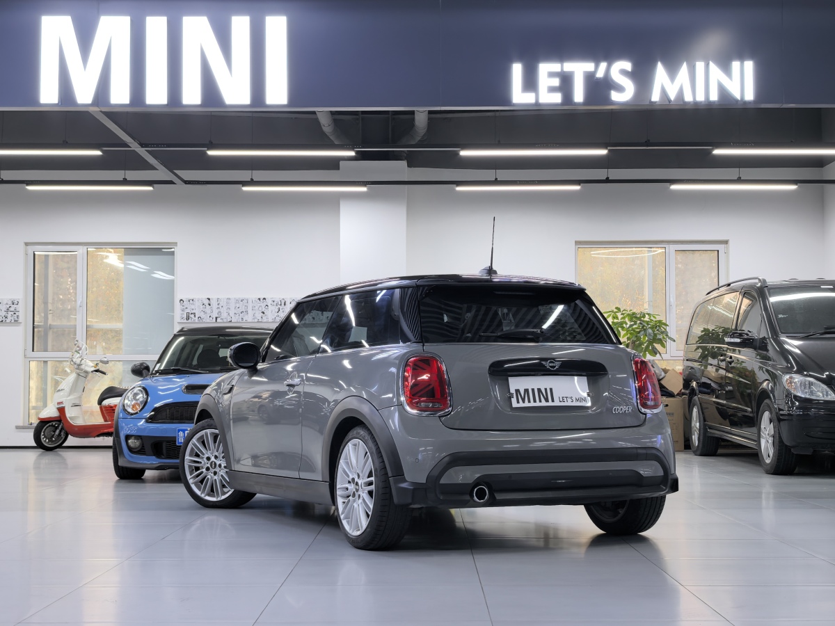 MINI MINI  2022款 改款 1.5T COOPER 經典派圖片