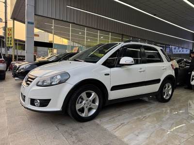 2011年8月 鈴木 天語 SX4 1.6L 兩廂運(yùn)動(dòng)型圖片