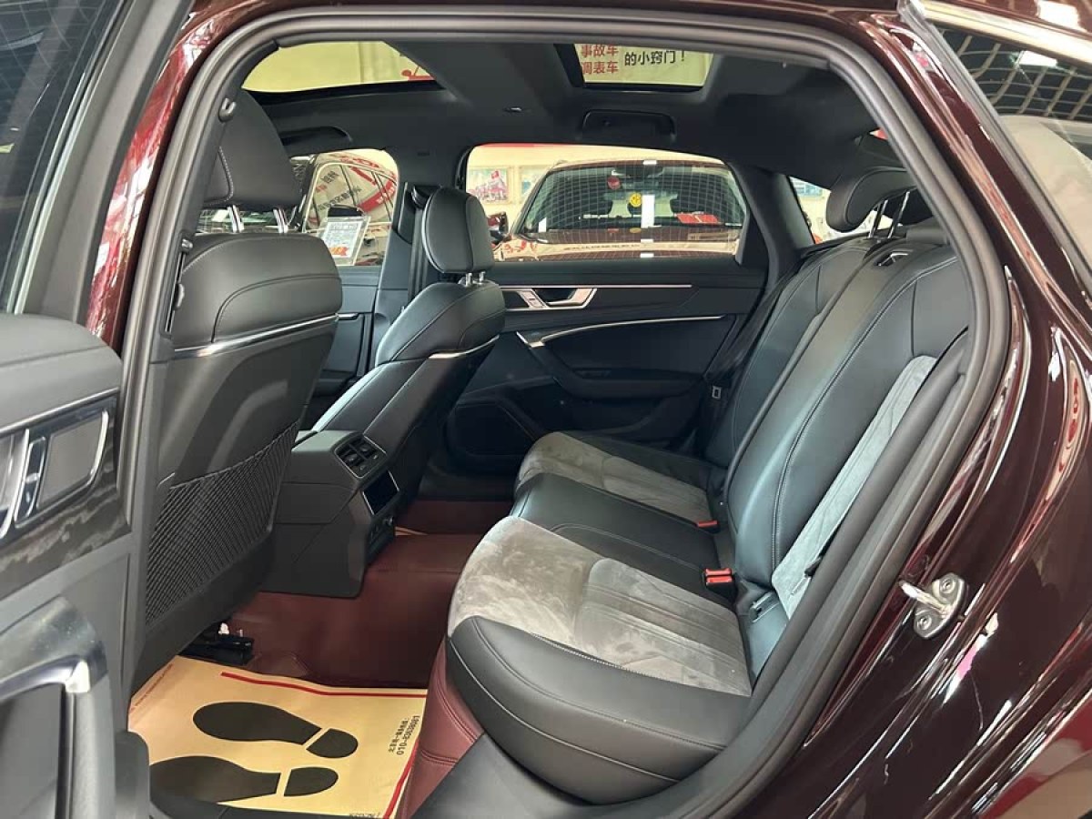 奧迪 奧迪A6L  2024款 45 TFSI quattro 臻選動(dòng)感型圖片